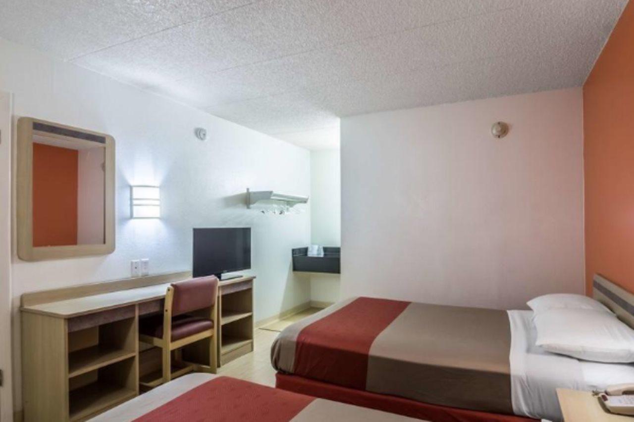 Motel 6 Chicago Southwest - Aurora Dış mekan fotoğraf