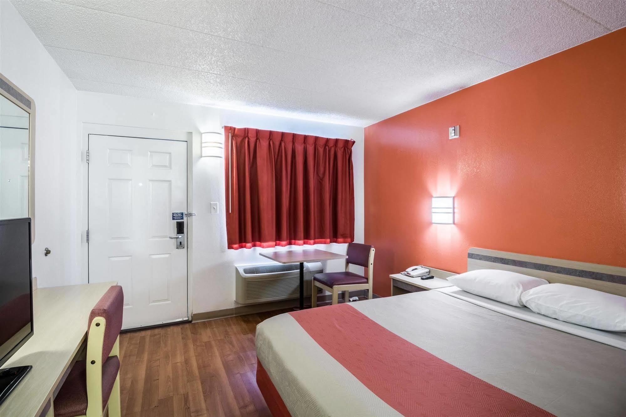 Motel 6 Chicago Southwest - Aurora Dış mekan fotoğraf