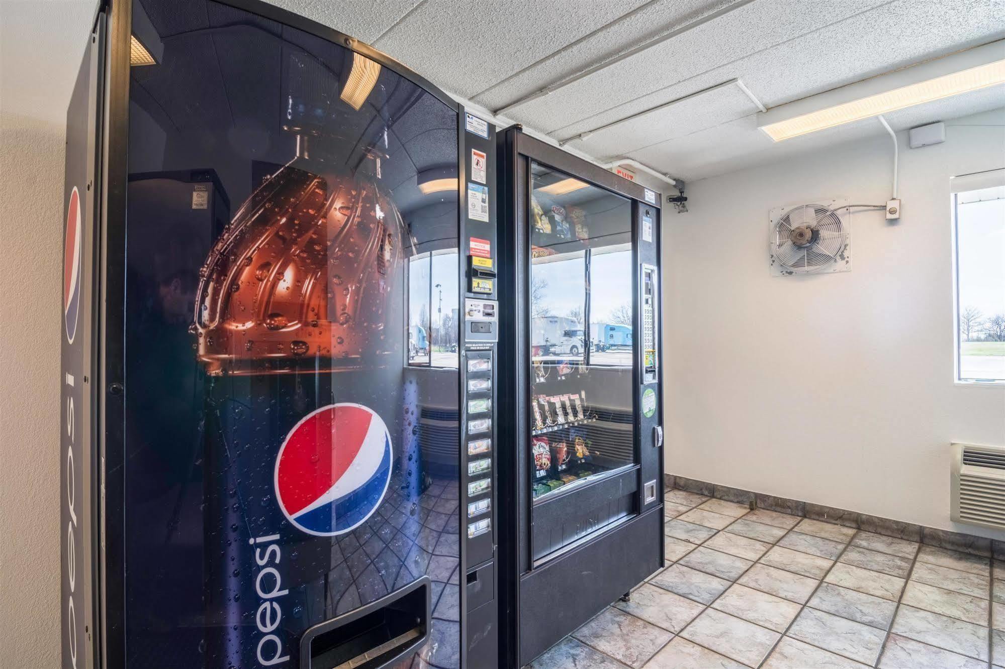 Motel 6 Chicago Southwest - Aurora Dış mekan fotoğraf