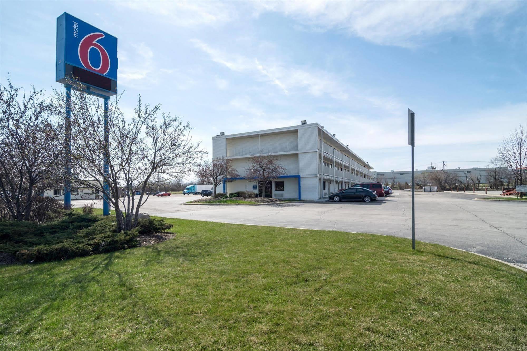 Motel 6 Chicago Southwest - Aurora Dış mekan fotoğraf