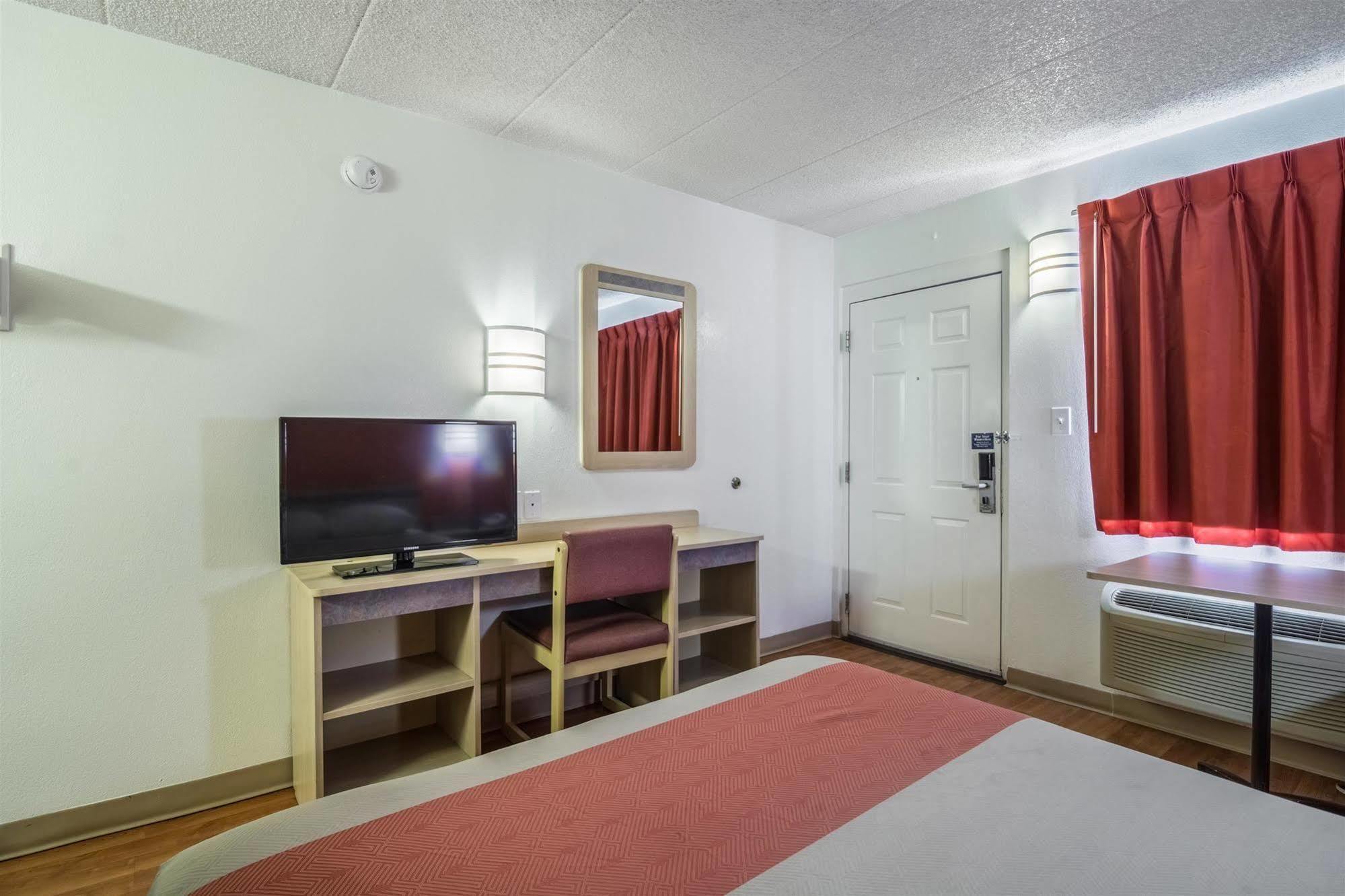 Motel 6 Chicago Southwest - Aurora Dış mekan fotoğraf