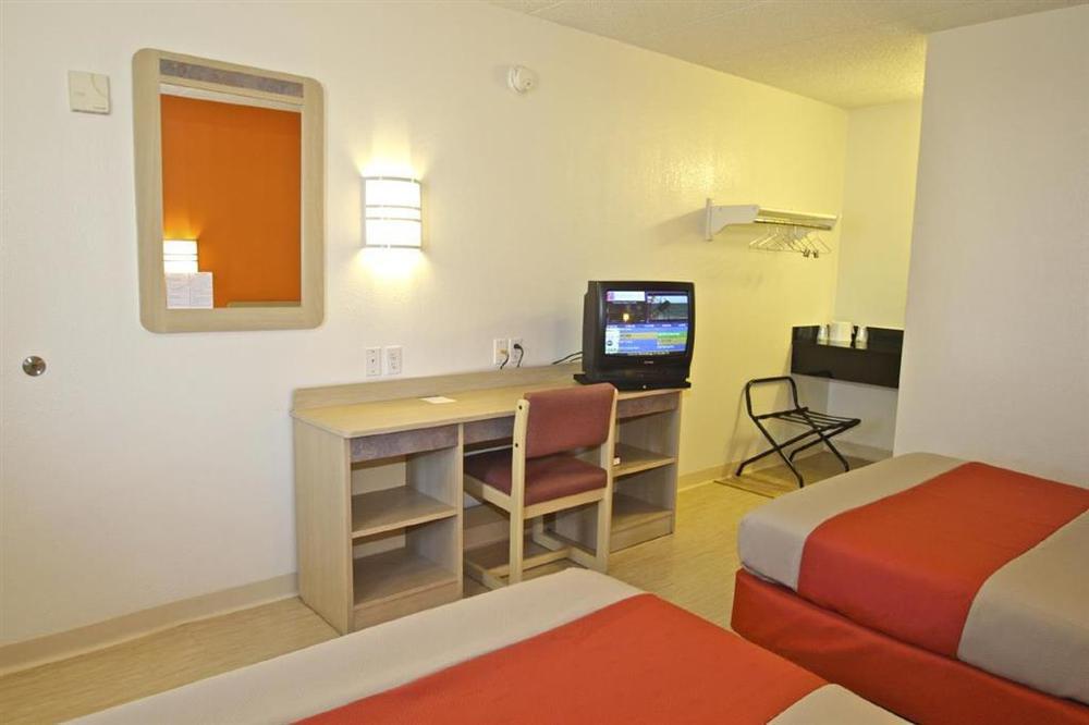 Motel 6 Chicago Southwest - Aurora Oda fotoğraf